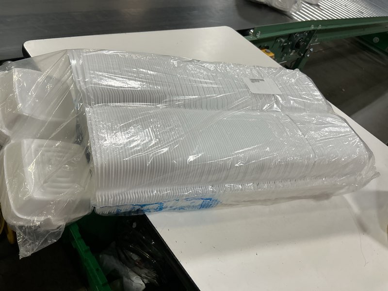 Condition photo showing New/Like New for hinged lid 6" foam container (bag of 125)