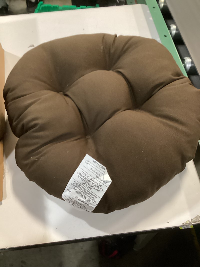 Condition photo showing Good Condition for Round tufted chair cushion brown (similar to stock photo)