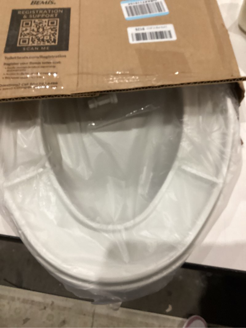 Condition photo showing Good Condition for mayfair caswell modern slow close toilet seat, durable plastic, elongated, white elongated 1 seat