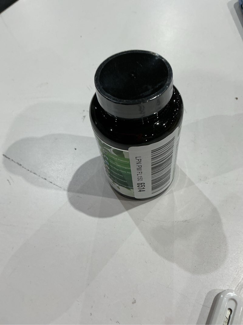 Condition photo showing As Is for emerald labs allergy health - natural allergy support with quercetin phytosome, bromelain, vitamin c as pureway-c & more * - vegan & gluten-free - 90 vegetable capsules (30-day supply)