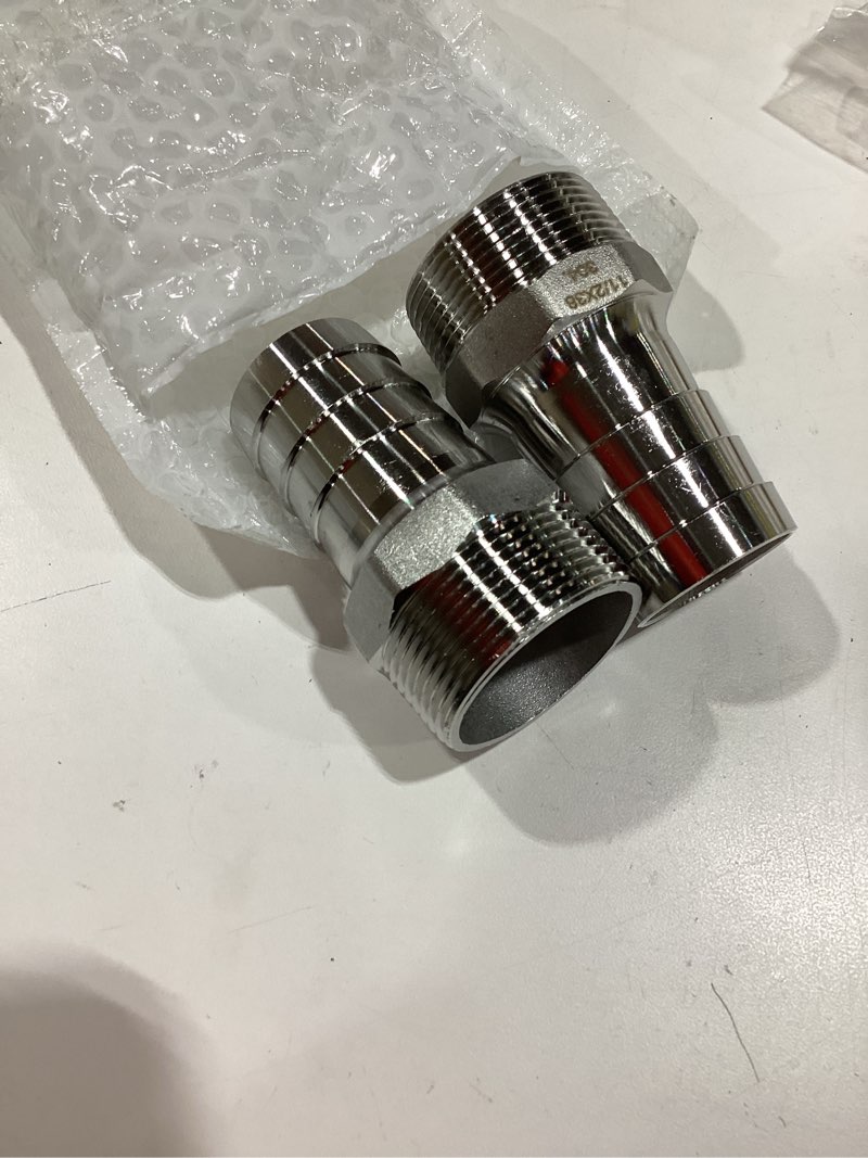 Condition photo showing Good Condition for 2pcs stainless steel 1-1/2" to 1-1/2" npt male threaded hose barb fittings, hose barb connectors for water air gas pipes