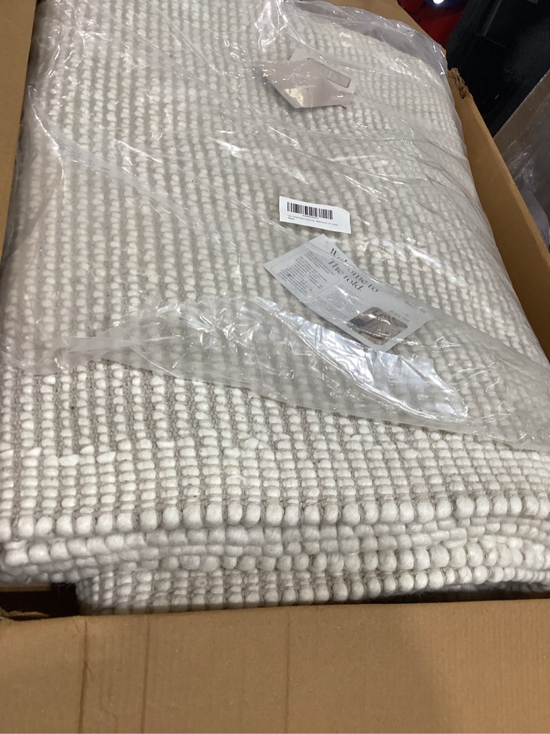 Condition photo showing Good Condition for s & l homes wool cotton hand woven chunky knit popcorn rug - ivory contemporary area rug for living room bedroom (6' x 9' - ivory) ivory 6' x 9' (rectangular)