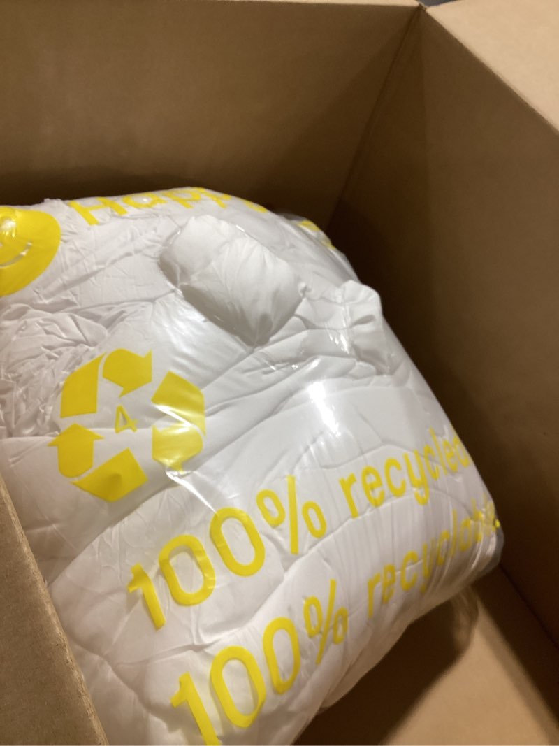 Condition photo showing As Is for Bedsure Comforter Duvet Insert - Quilted Comforters Cal King Size, All Season Duvet, GentleSoft Down Alternative Bedding, with 8 Tabs, Gifts for Women/Men, White, California King 96 X 102 Inches White California King