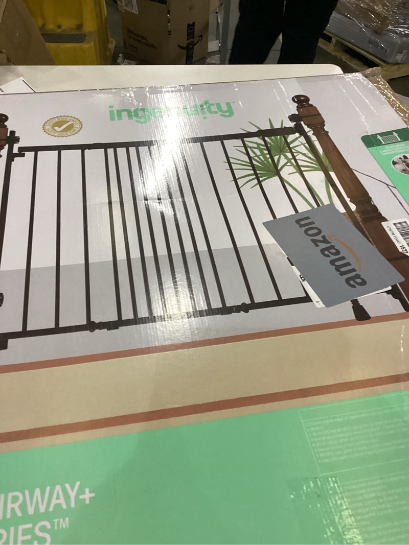 Condition photo showing New/Like New for Summer Infant Metal Banister & Stair Safety Baby Gate, 31'-46' Wide, 32.5' Tall, Banister & Wall Mount, Black