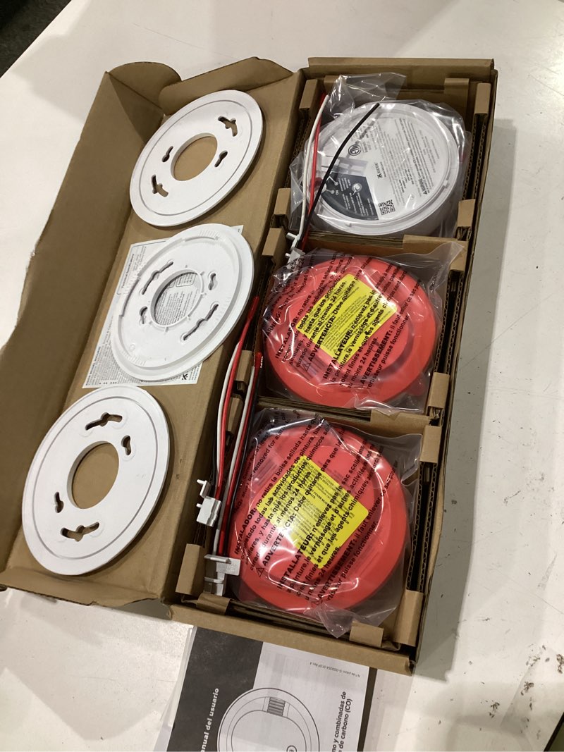 Condition photo showing New/Like New for kidde smoke and carbon monoxide detector, hardwired with 10-year battery backup, led status lights, interconnected, 85 db alarm, 5 inches, 30cua10, 3 pack