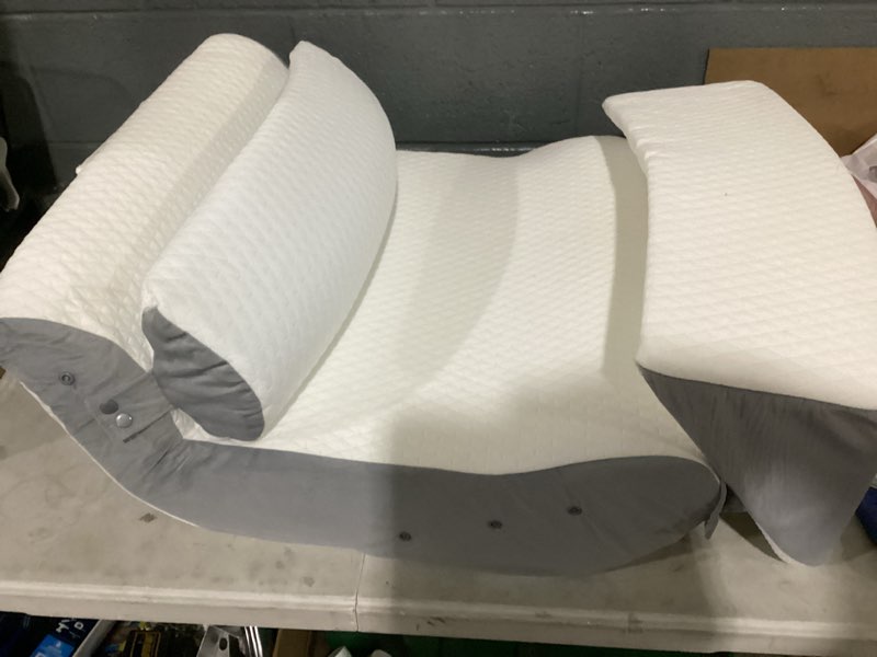 Condition photo showing Good Condition for wedge pillow for sleeping