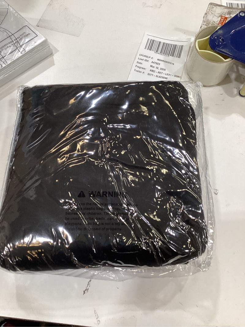 Condition photo showing New/Like New for TAOCOCO Reclining Loveseat with Middle Console Slipcover, 4 Piece Polyester Fabric Stretch Loveseat Reclining Sofa Covers (Black, 2 Seat Recliner Cover with Console) Black 2 Seat Recliner Cover with Console