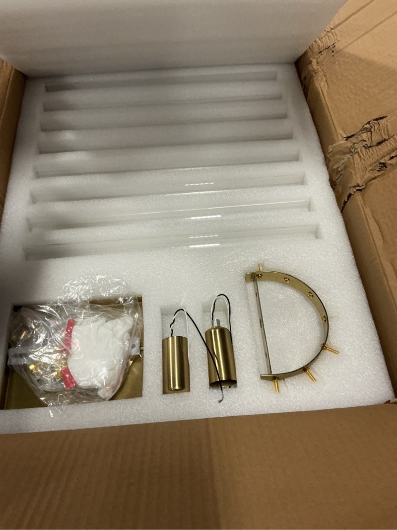 Condition photo showing Good Condition for Vintage Inspired Modern Brass and Crystal Sconce, Wall Lights for Living Room, Kitchen Wall Sconce