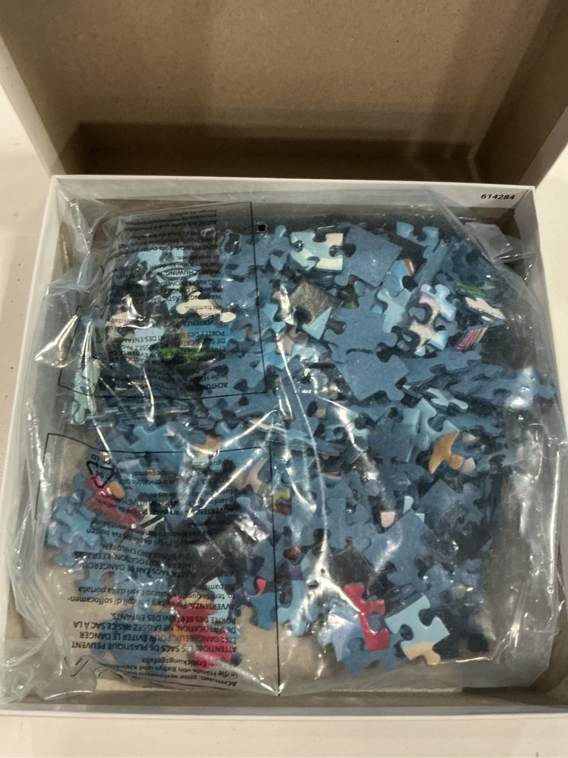 Condition photo showing Good Condition for ravensburger - puzzle for adults and children - 300 pieces collector's puzzle disney - from 8 years old