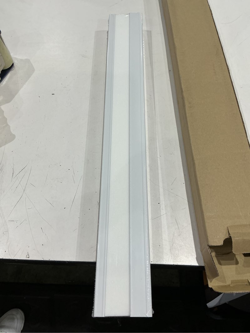 Condition photo showing Good Condition for blindsavenue cellular honeycomb cordless polyester shade, 9/16" single cell, light filtering, white, size: 24" w x 72" h white 24"w x 72"h