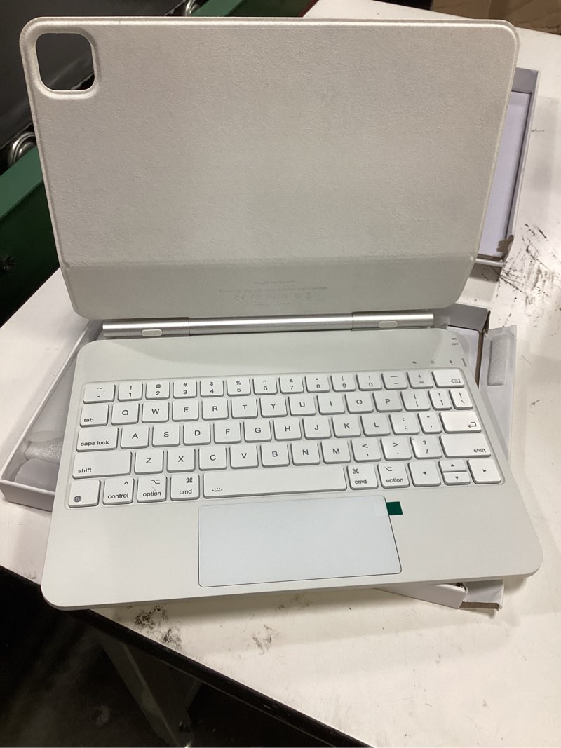 Condition photo showing Good Condition for inunion magic keyboard for ipad pro 11&air 11 inch (m4 2026/m3 2025/m2 2024) and 10.9" ipad air 5 &4th gen, magnetic keyboard case with multi-touch trackpad for ipad pro 11”1st/2nd/3rd/4th gen,backlit