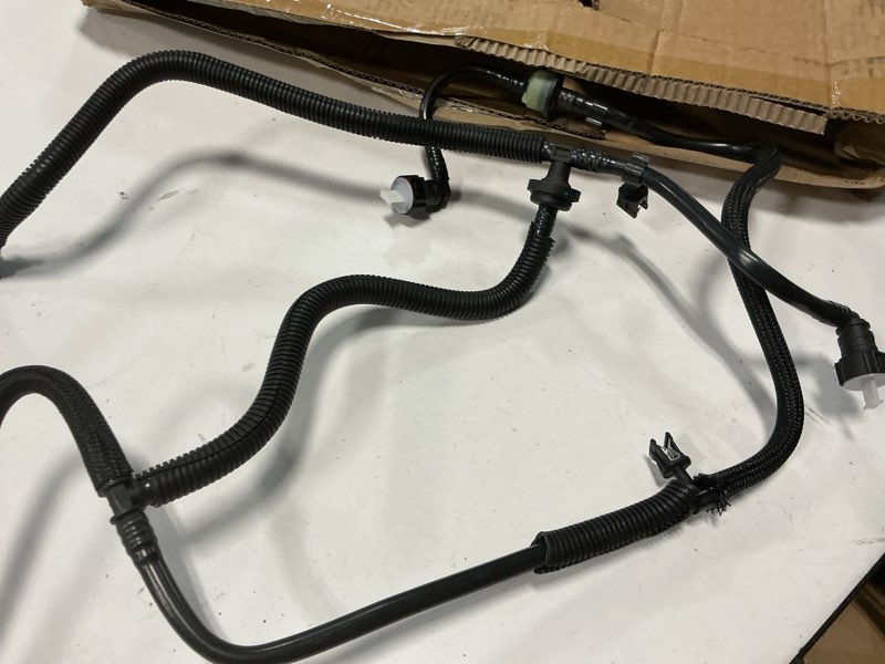 Condition photo showing Good Condition for dorman 911-774 vapor canister purge valve compatible with select ford/lincoln models