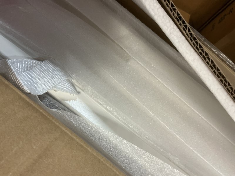 Condition photo showing New/Like New for delta children folding portable mini baby crib with 1.5-inch mattress - greenguard gold certified, white
