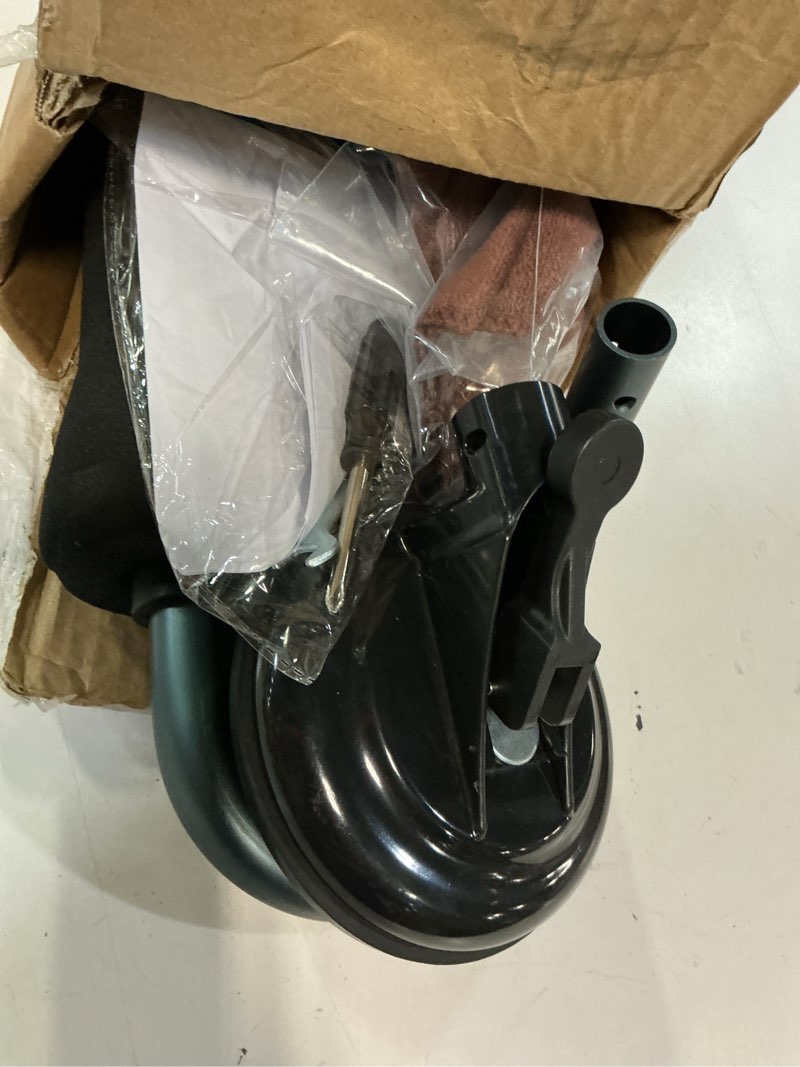 Condition photo showing Good Condition for kayak roller, kayak load assist for suv car roof lift with suction cups gray