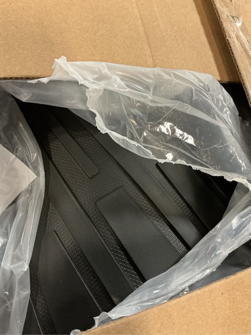 Condition photo showing Good Condition for Cargo Liners Backrest Mat for Volkswagen Taos AWD Accessories 2022-2025 with Hook&Loop Rear Trunk Mat Rear Seat Back Cover Protector All Weather 3 PCS Volkswagen Taos AWD 2022+ Backrest Mat + Trunk Mat