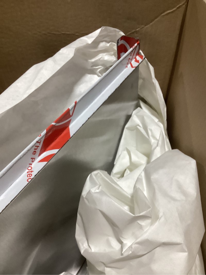 Condition photo showing As Is for Commercial Deep Fryer Features a Stainless Steel Inner Lid Measuring 22"L x 15.35"W to Prevent Spills, Making It Suitable for Commercial Kitchens and Fast-food Restaurants