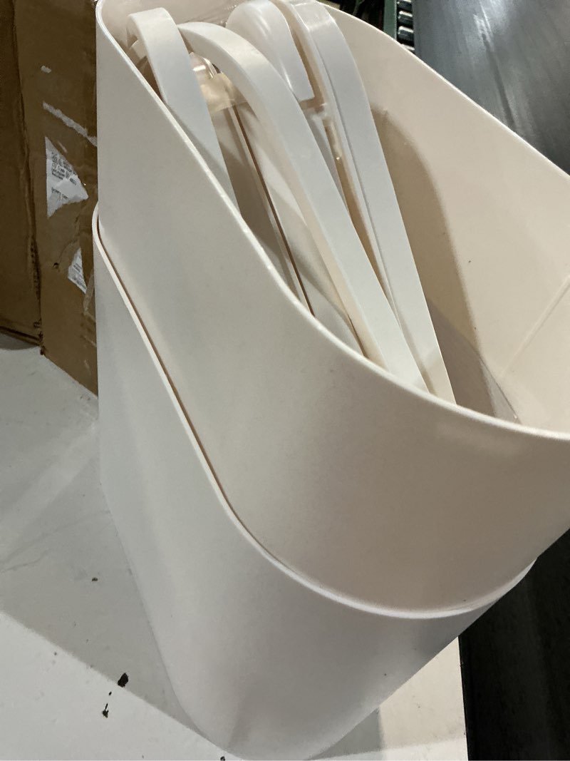 Condition photo showing Good Condition for white 12 liter rectangular plastic small garbage can with lid,2 pack 3.17 gallon slim bathroom trash can with lid and dog proof garbage can and wastebasket,lidded trashcan for bedroom,rv,dorm,office white pack of 2