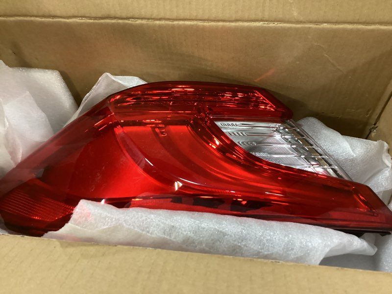 Condition photo showing Good Condition for Taillight Assembly for Honda Accord Sedan 2018-2022 - Brake Tail Light Replaces for 33550TVAA01 and HO2804118 - Outer Tail Lamp for Driver Left Side LH 2018-2022 Driver Left Side LH