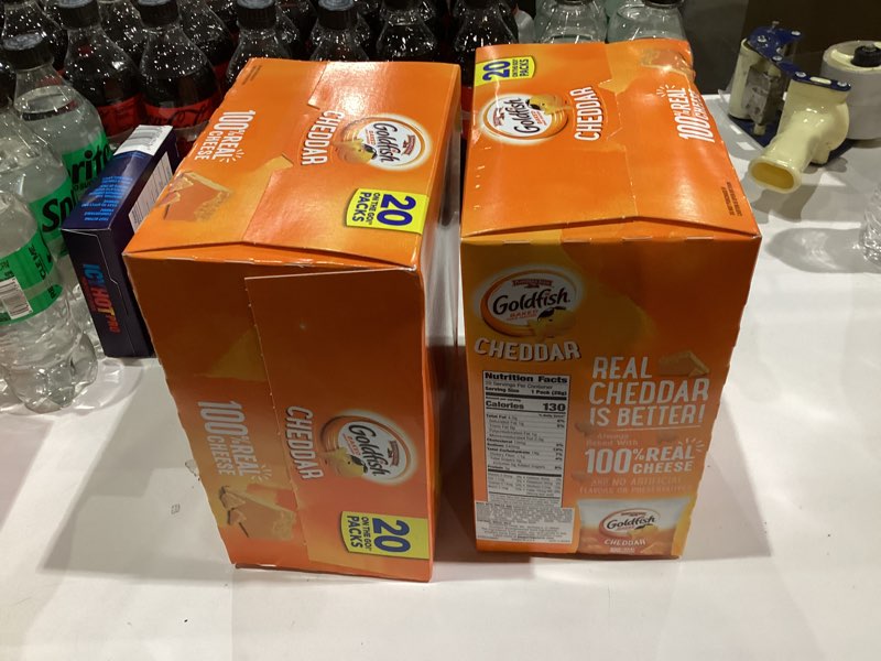 Condition photo showing New/Like New for Goldfish Cheddar Cheese Crackers  Baked Snack Crackers  1 oz on-The-Go Snack Packs  20 Count Box