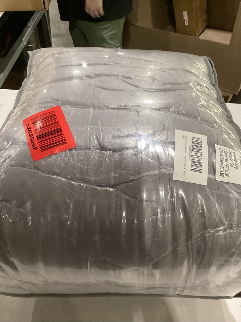 Condition photo showing New/Like New for masaca grey oversized king comforter 120x120,ruched ruffle california king comforter oversized,vintage rustic gray shabby farmhouse boho bedding comforter for all season oversized king 120x120 2-grey
