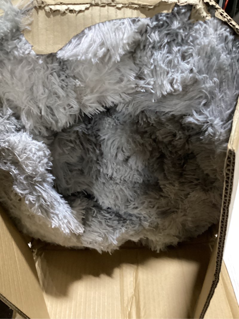 Condition photo showing Good Condition for Large Shag Area Rugs 6 x 9, Tie-Dyed Plush Fuzzy Rug for Living Room, Ultra Soft Fluffy Furry Rugs for Bedroom, Indoor Carpet Nursery Rugs for Kids Room Home Decor, Light Grey Tie-dyed Light Grey 6 x 9 ft