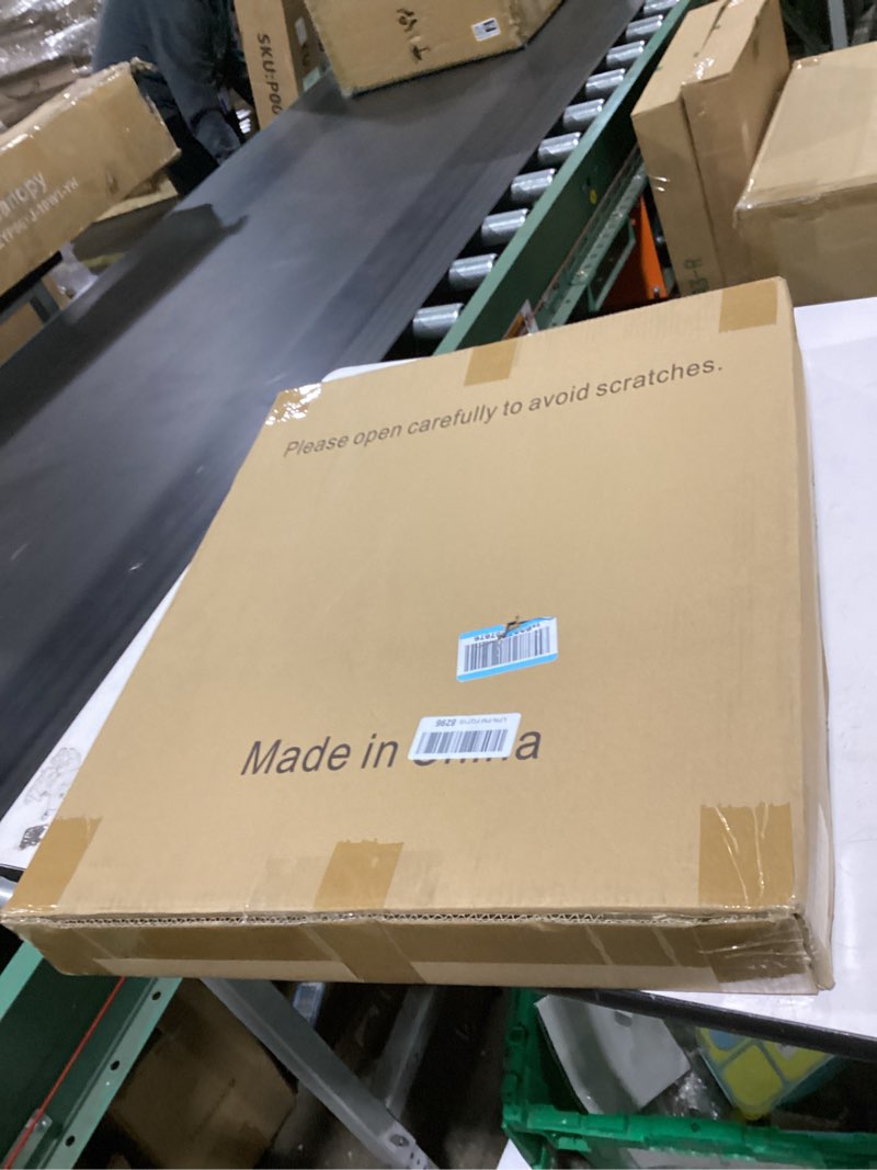https://lotting-media.assets.bidfta.com/lotting_749b327d-e237-4f33-bc76-3ff3dcbba7b4