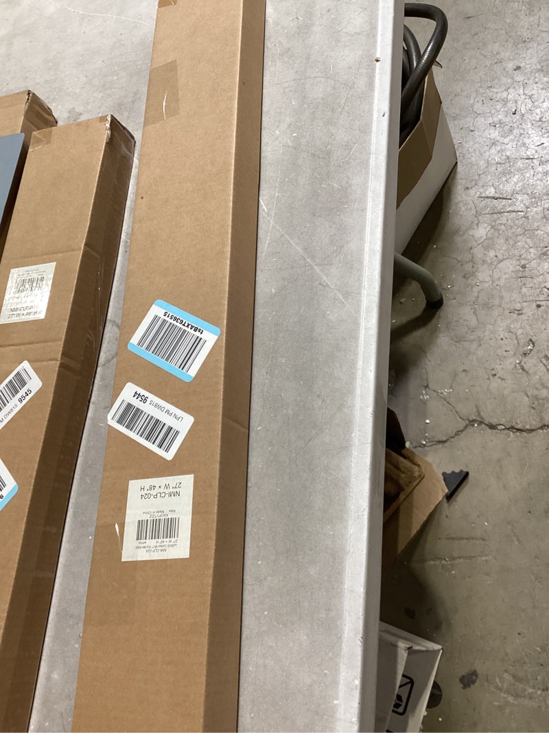 https://lotting-media.assets.bidfta.com/lotting_749cd108-fd8e-4494-92f8-d59d47ffd1e8