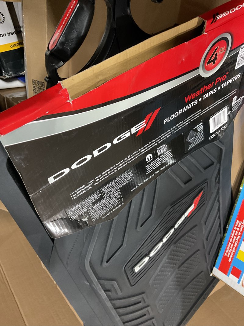 Condition photo showing New/Like New for dodge weatherpro 4 piece floor mats set, floor mats by plasticolor (001666r01), black, one size
