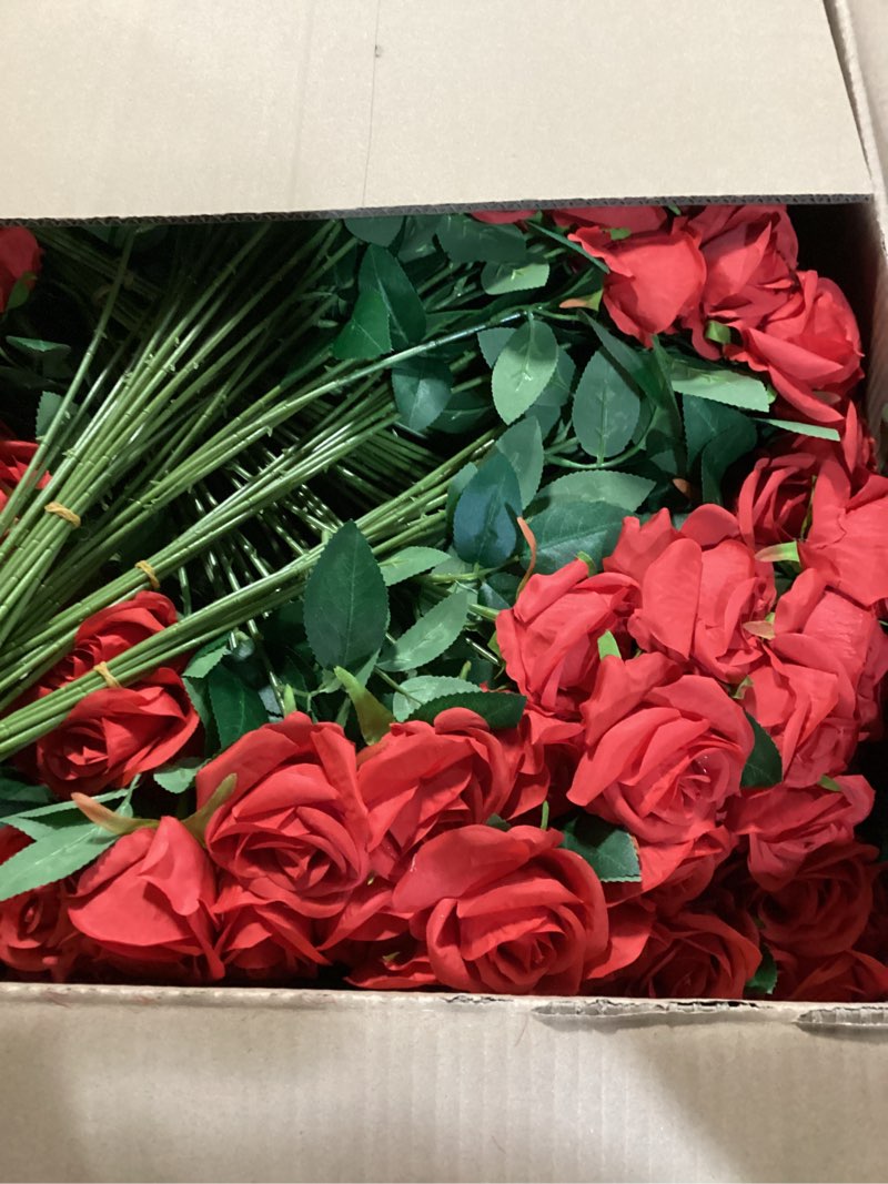Condition photo showing Good Condition for Riceshoot 500 Pcs Artificial Silk Roses Flowers with Long Stem Bridal Wedding Bouquet Realistic Floral Bulks for Garden Home Party Gifts Favor Decoration(Red)