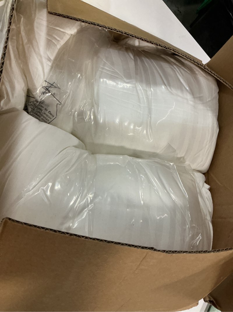 Condition photo showing Good Condition for Beckham Hotel Collection Bed Pillows Standard/Queen Size Set of 2 - Original Soft Down Alternative Pillow for Sleeping - Soft Support for Back, Stomach or Side Sleepers Queen / Standard White