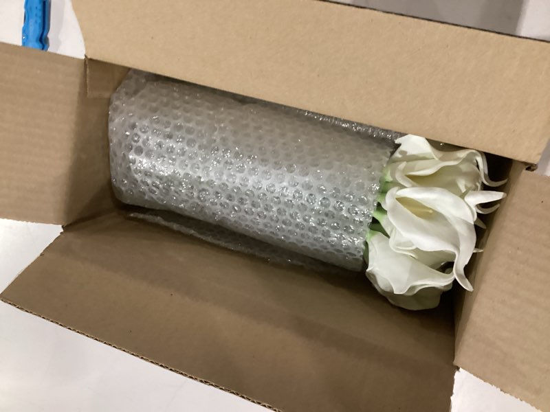 Condition photo showing Good Condition for artificial real touch calla lily flower arrangement in clear glass vase with faux water for home decor (white)