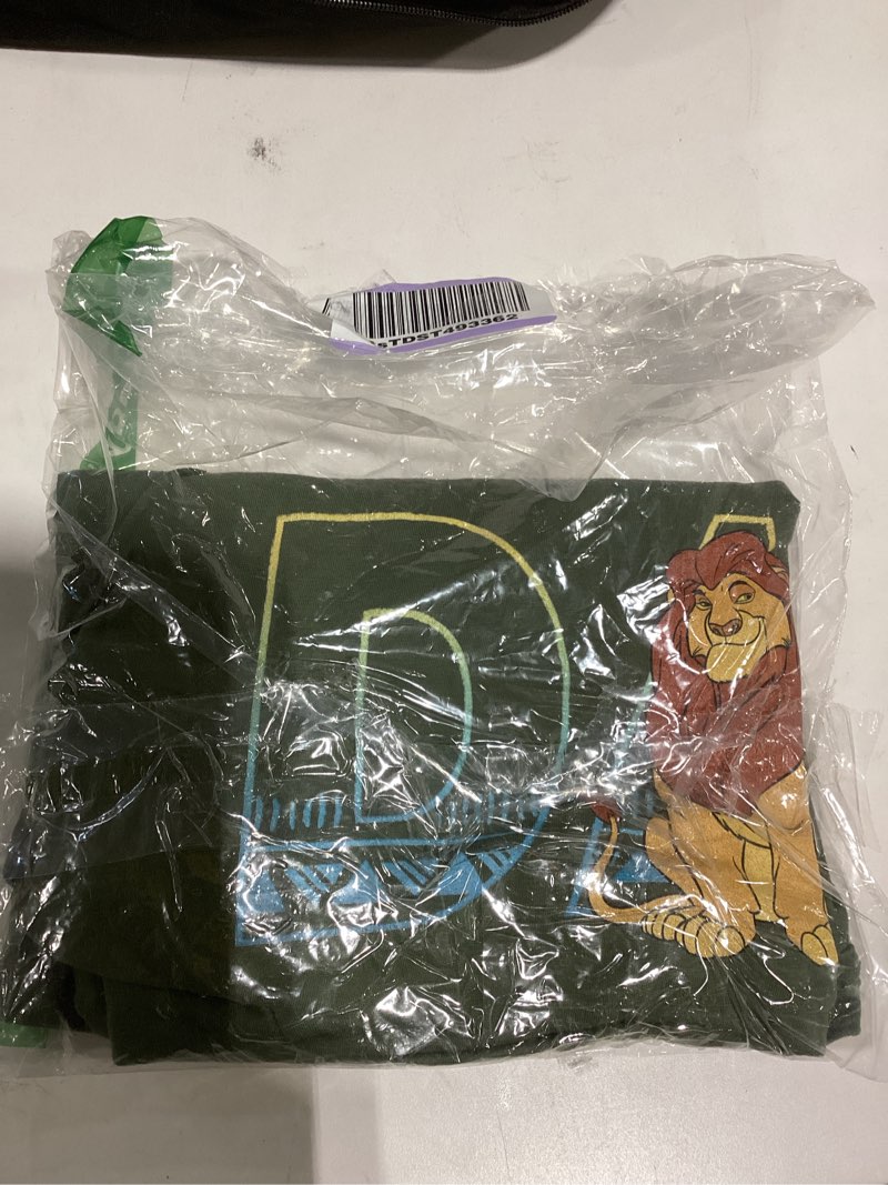 Condition photo showing Good Condition for disney the lion king simba and mufasa dad t-shirt
