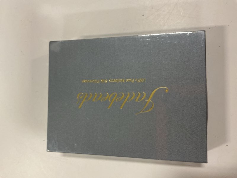 Condition photo showing New/Like New for ZIMASILK 100% Pure Mulberry Silk Pillowcase for Hair and Skin Health,Soft and Smooth,Both Sides Premium Grade 6A Silk,600 Thread Count,with Hidden Zipper,1pc(Standard 20''x26'',Light Grey) Light Gray Standard 20''x26''