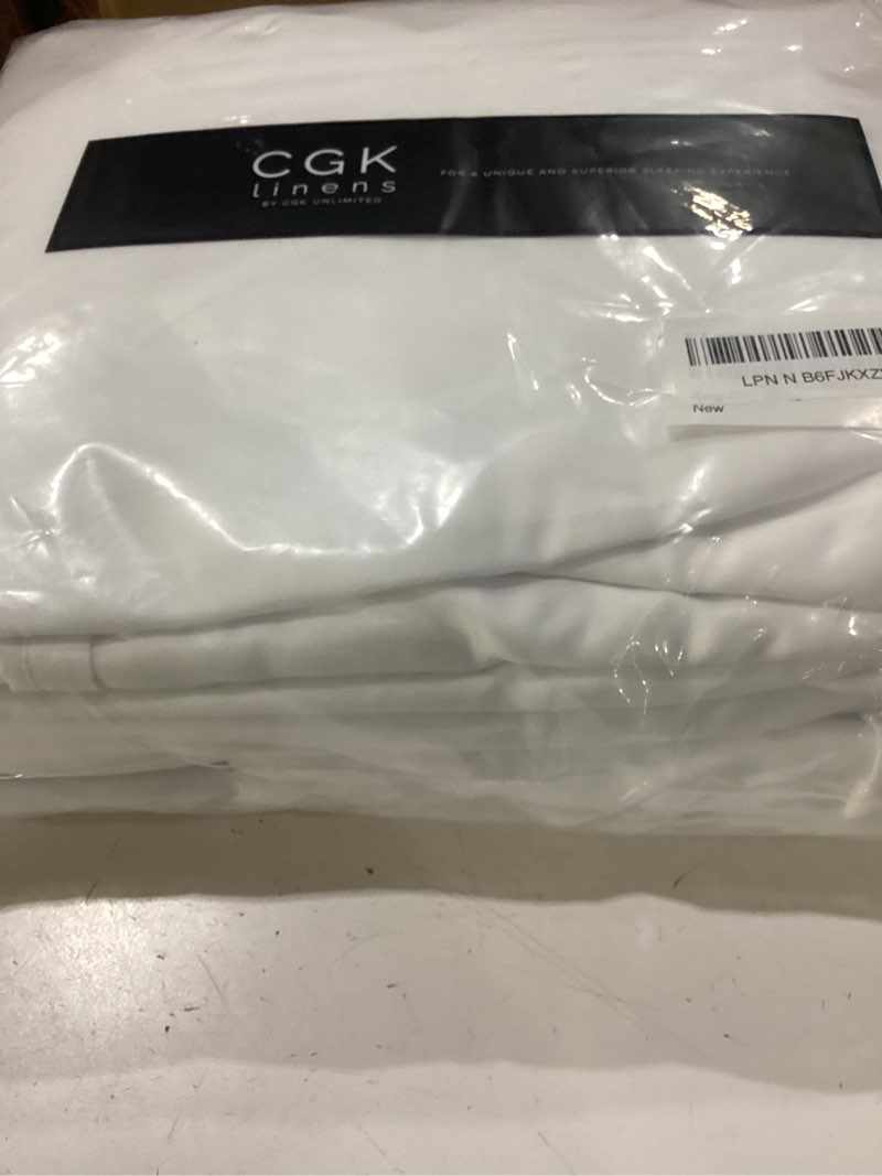Condition photo showing New/Like New for King Size 4 Piece Sheet Set - Comfy Breathable & Cooling Bed Sheets Set - Hotel Luxury Bedding for Women, Men, Kids, Teens, Boys & Girls - Deep Pockets, Ultra-Soft and Wrinkle Free - Oeko-Tex - White 01 - White King