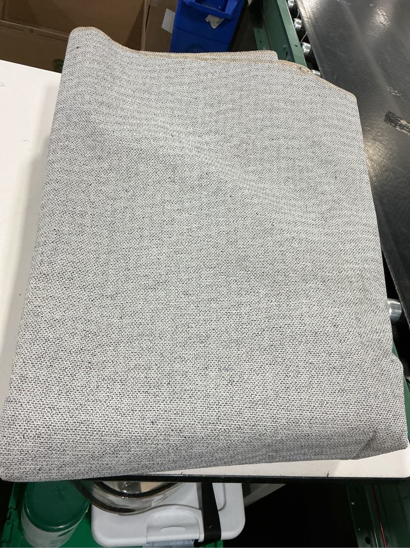 Condition photo showing Good Condition for Vintage 6' x 9' Washable Area Rug - Stylish Indoor Rug for Living, Dining or Bedroom - Lightweight Carpet with Non-Slip Backing - Foldable for Easy Placement and Maintenance - Green