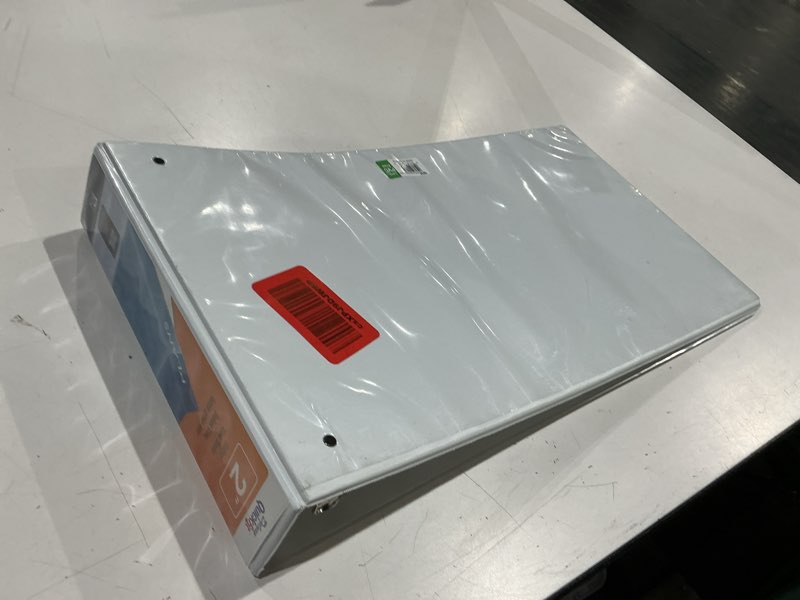Condition photo showing Good Condition for quickfit 94030 - ledger d-ring binder, white, 2" 1 pack 2 inch white