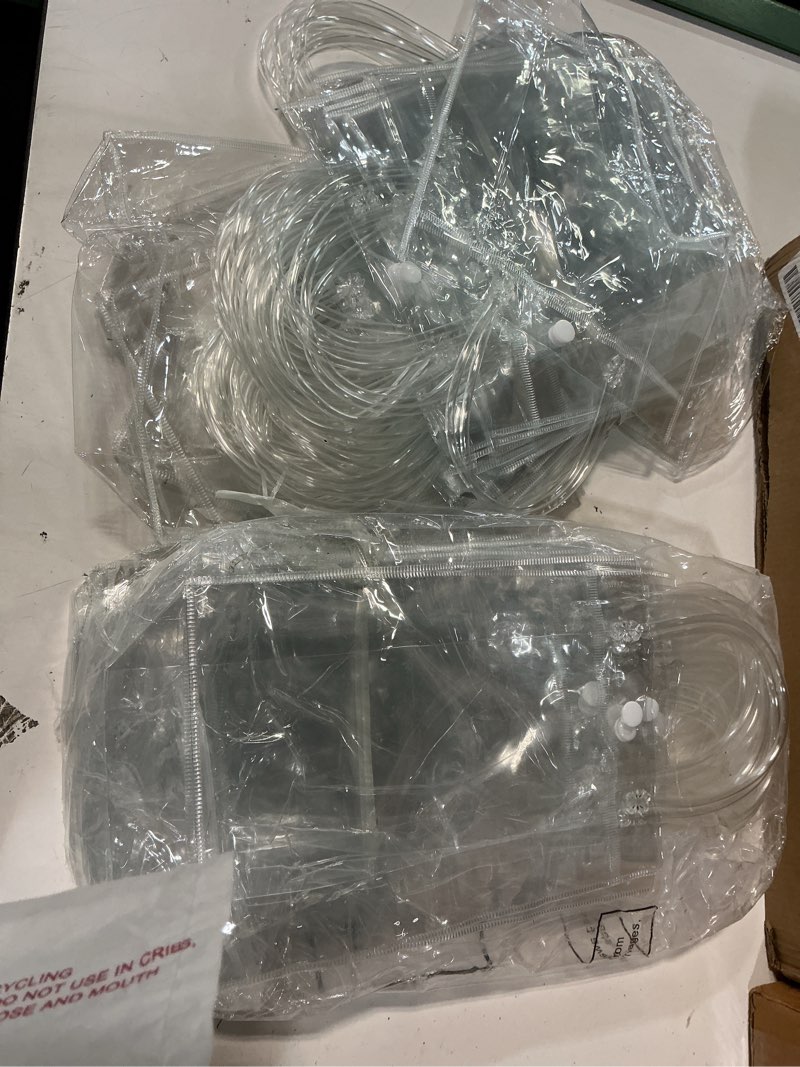 Condition photo showing Good Condition for mimorou 60 pack clear pvc gift bags with handles reusable plastic party favors bags transparent wrap tote bag for wedding baby shower birthday shopping retail 9 x 6.3 x 2.8 in and 7.8 x 7.8 x 3.1 in