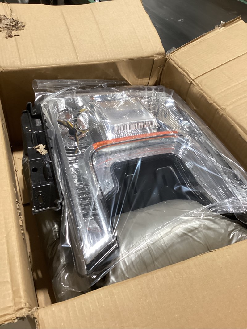 Condition photo showing Good Condition for headlight fo2503372 for ford 2018-2020 f-150 new aftermarket parts