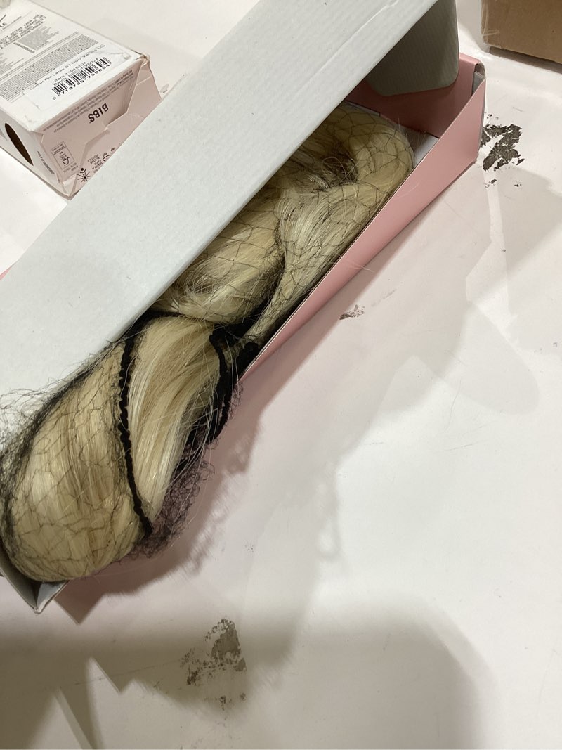 Condition photo showing Good Condition for FLUFYMOOZ ponytail extension, 36 Inch Long Straight Drawstring Ponytail Synthetic Hairpieces Fake Pony Tails Natural Soft Clip in Hair Extension ponytail for Women (Blonde)