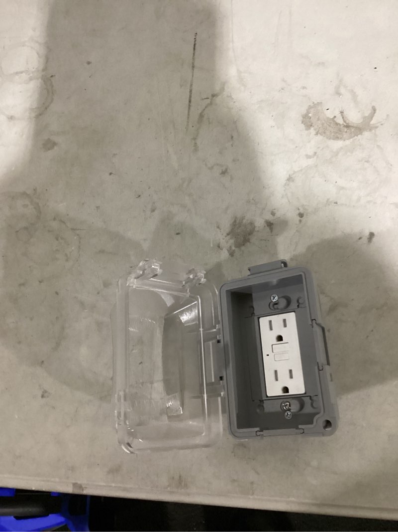 Condition photo showing Good Condition for plastic weatherproof new work rectangular electrical box
