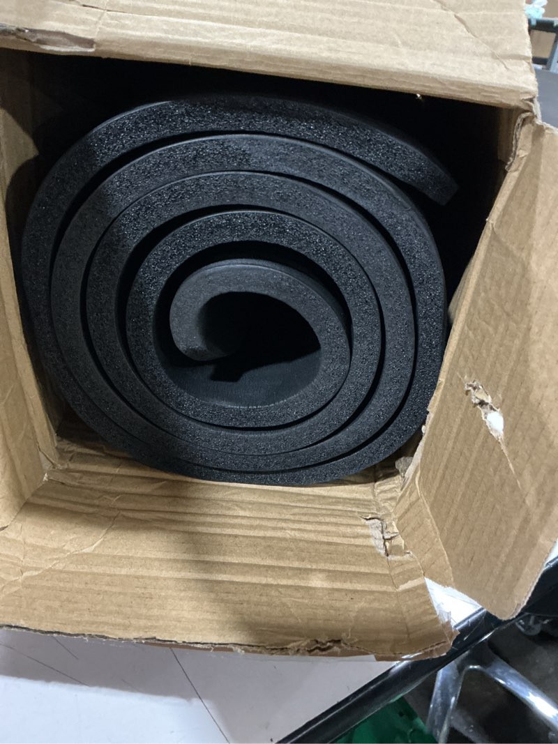 Condition photo showing Good Condition for amazon basics extra thick exercise yoga mat with carrying strap black 1/2 inch
