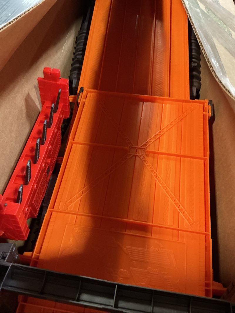 Condition photo showing Good Condition for Hot Wheels Toy Car Playset with Lights, Sounds & 6 1:64 Scale Vehicles, Super 6-Lane Raceway, 8-foot Track that Rolls Up for Storage (Amazon Exclusive)