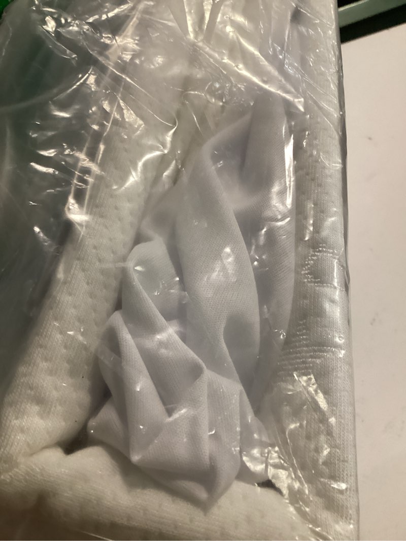 Condition photo showing Good Condition for PlushDeluxe Premium Bamboo Mattress Protector – Twin Size, Waterproof, & Ultra Soft Breathable Noiseless Washable Bed Mattress Cover for Comfort & Protection - White