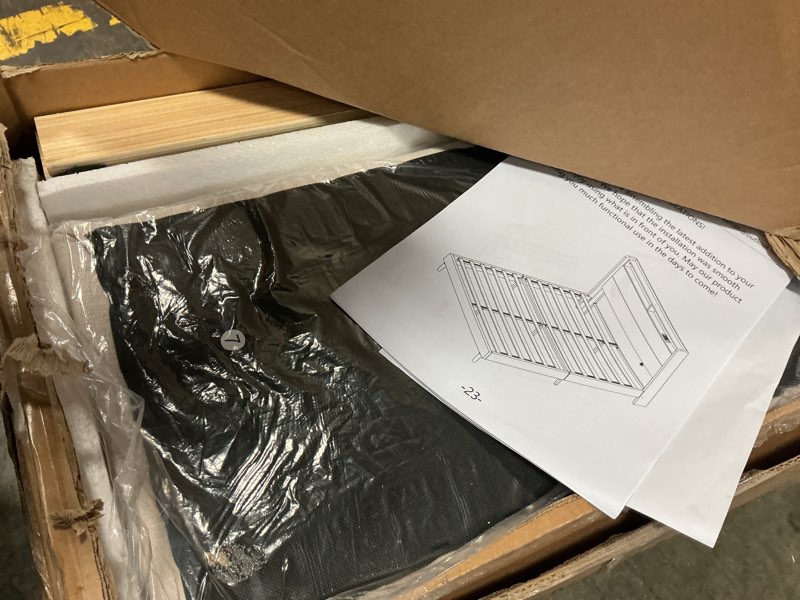 Condition photo showing Good Condition for Bed queen beige FBU0210_00