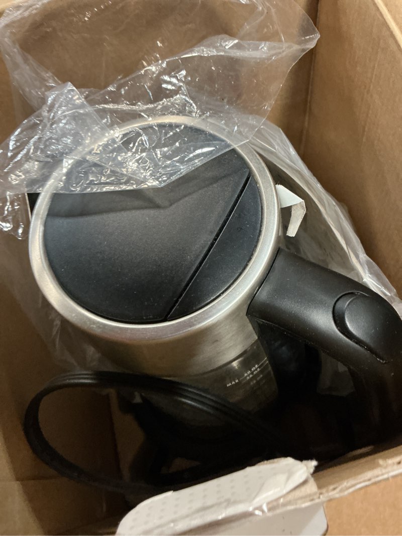 Condition photo showing As Is for oxo brew cordless glass electric kettle - 1.75 l