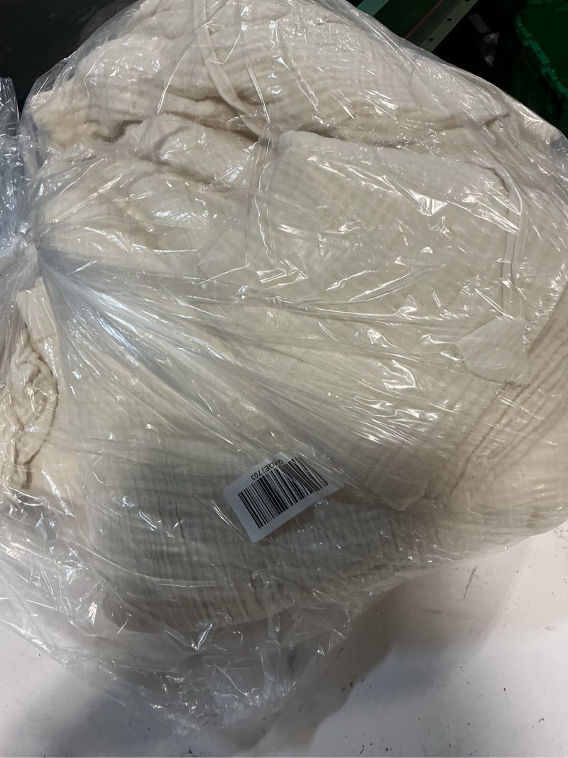 Condition photo showing As Is for organic cotton gauze duvet cover set, full/queen, undyed