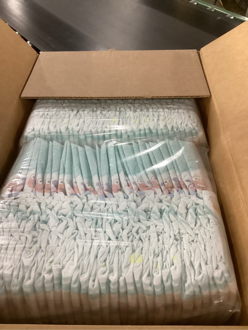 Condition photo showing New/Like New for Pampers Diapers - Baby Dry - Size 4, 186 Count, Absorbent Disposable Infant Diaper (Packaging May Vary) Size 4 186