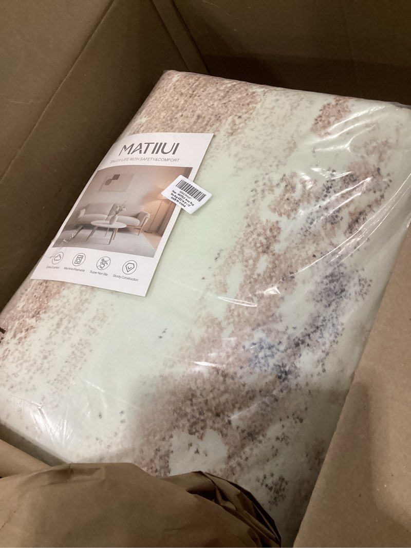 Condition photo showing Good Condition for washable 9x12 large area rug, non slip low pile soft faux wool rug, stain resistant, vintage boho distressed design carpet for living room, bedroom, dining room, home office decor grey brown blue white 9' x 12' (rectangular)