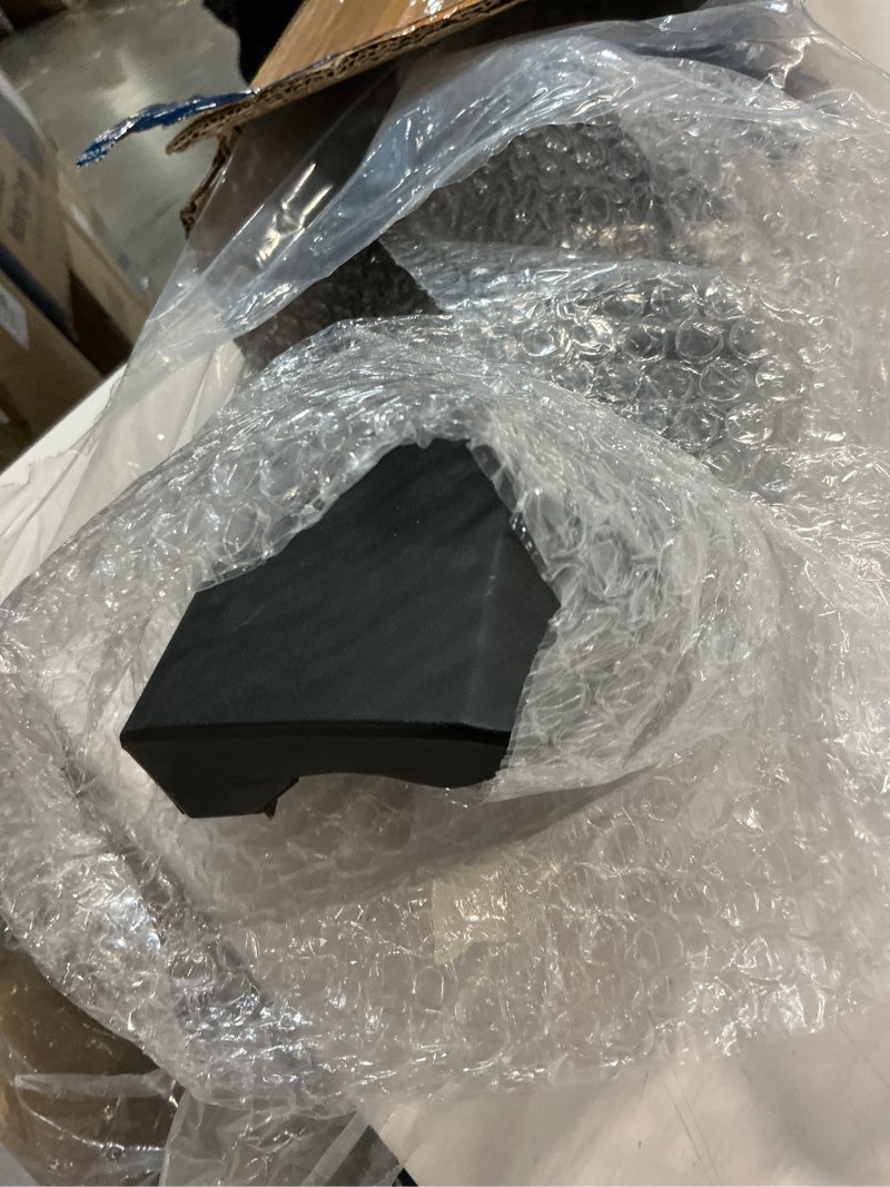 Condition photo showing Good Condition for applianpar front passenger side lower door molding for hyundai santa fe 2013-2019, santa fe xl 2013-2019