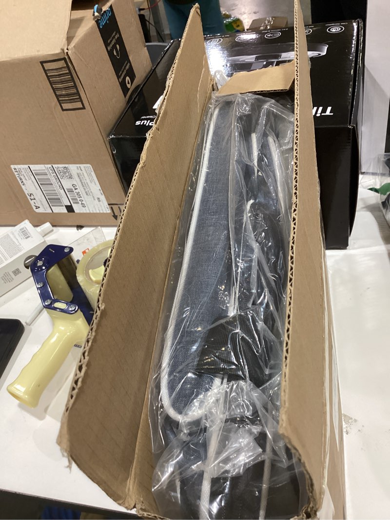 Condition photo showing Good Condition for Petskd Top and Side Expandable Pet Carrier 18x11x11 Inches Delta United Airline Approved, Soft-Sided Carrier for Small Cats and Dogs with Locking Safety Zippers and Anti-Scratch Mesh(Blue) 18.0"L x 11.0"W x 11"H Blue